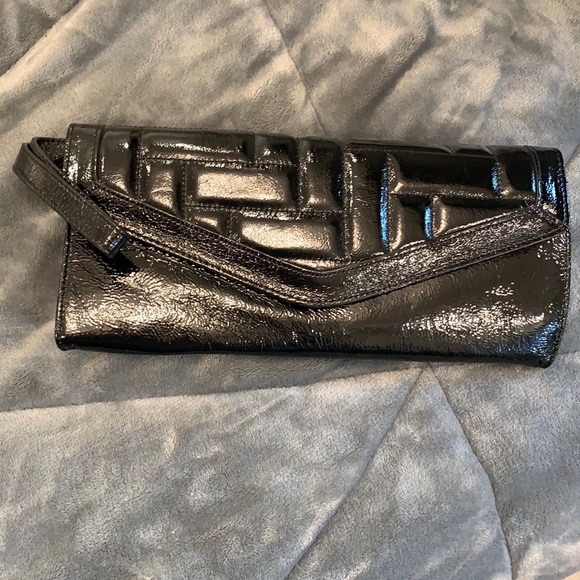 Black Hobo clutch - Picture 1 of 2
